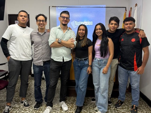 Clase magistral estudiantes de Derecho